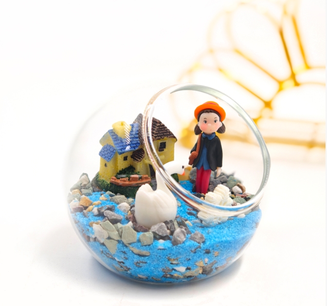 DIY Glass Terrarium Kit With Resin Ornaments